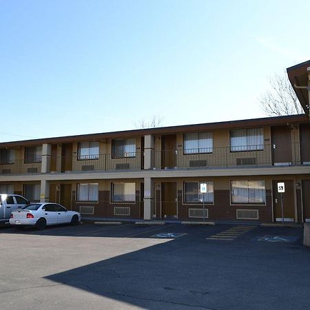 Days Inn Spokane Exteriér fotografie