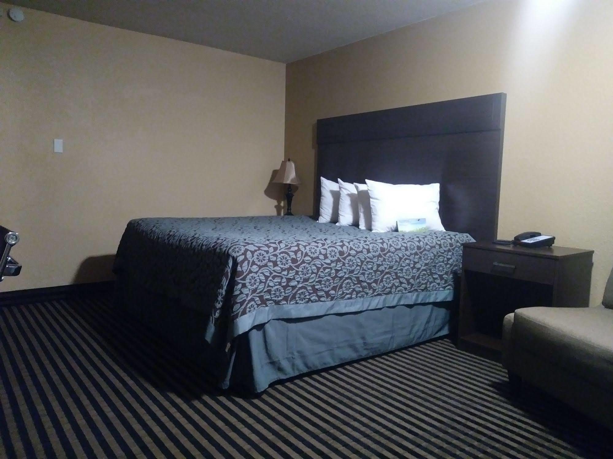 Days Inn Spokane Exteriér fotografie