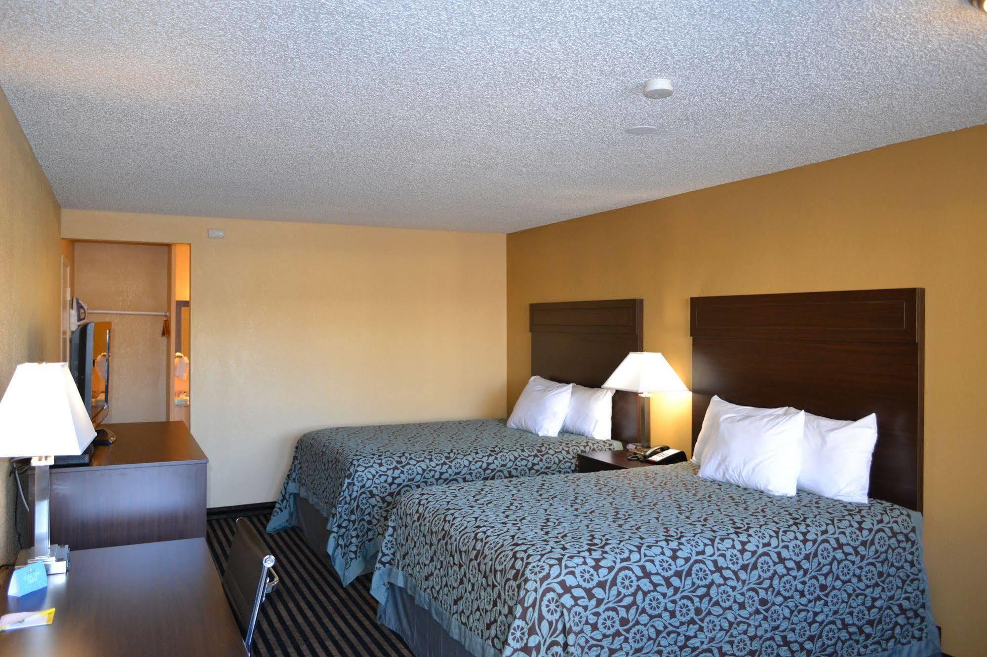 Days Inn Spokane Exteriér fotografie